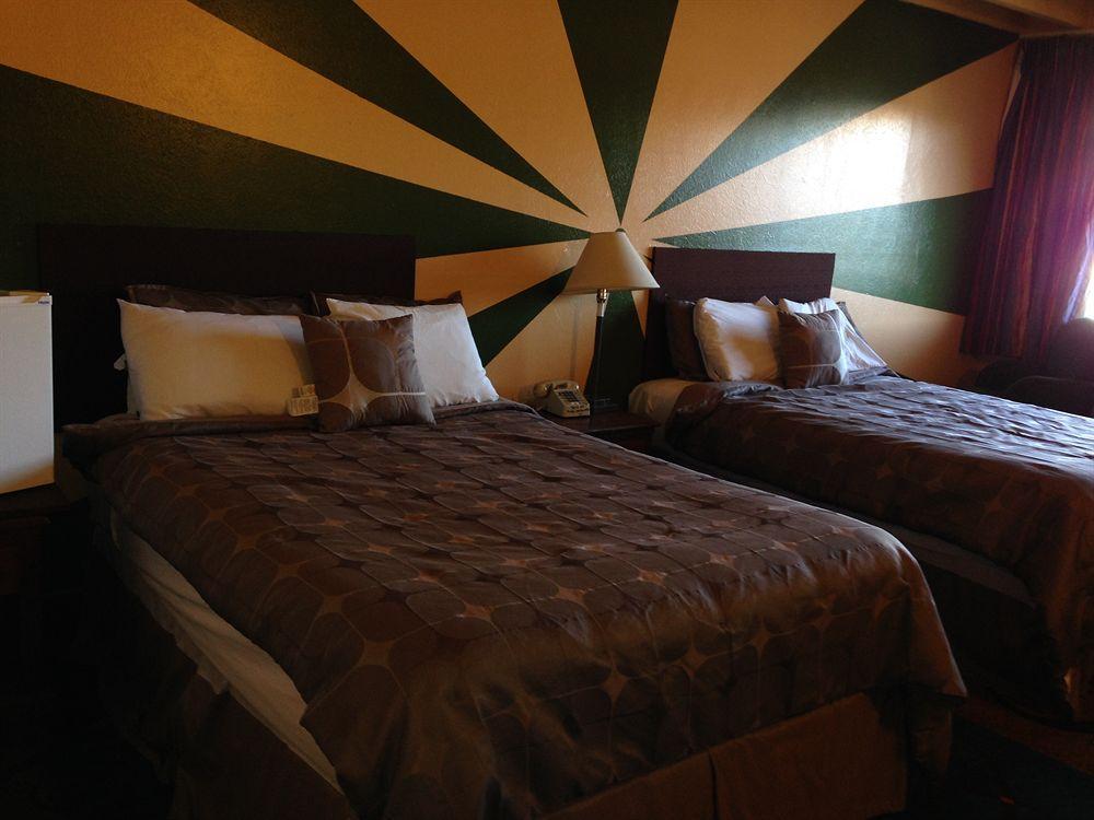 Travel Inn Flagstaff Exterior photo