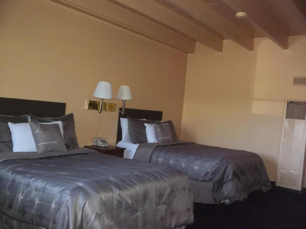 Travel Inn Flagstaff Room photo